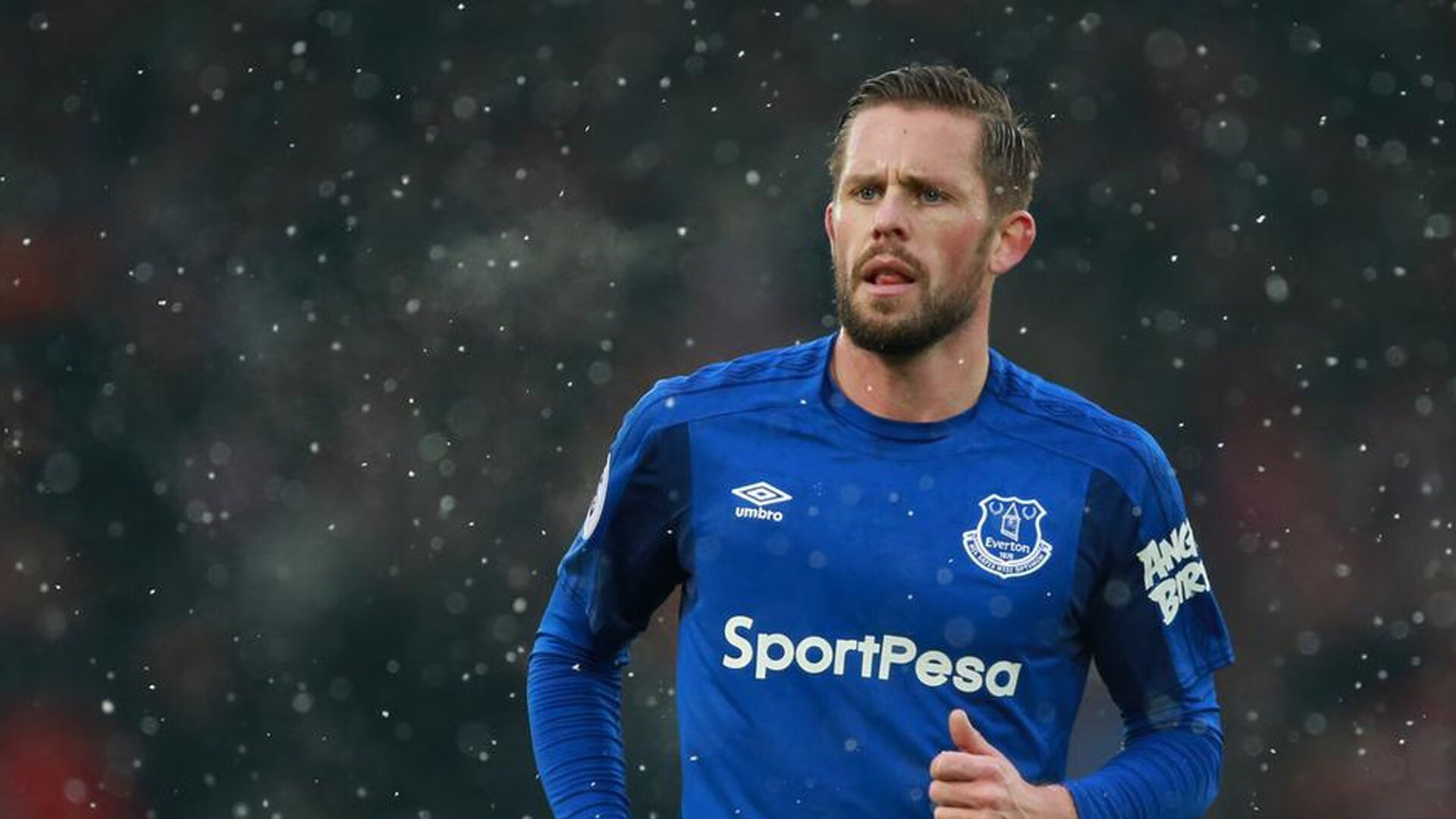 “法甲冠军悬念不断，豪门大战一触即发”，法甲土豪